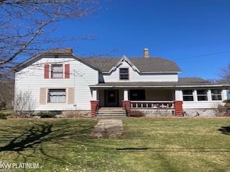 8542 Morris Rd, Wales, MI 48027
