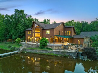 5000 Willow Dr SE, Huntsville, AL 35803