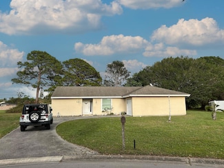 1997 SE Burgundy Ln, Port Saint Lucie, FL 34952