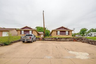 2600 NW 21st St Unit 2600 & 2602, Fort Worth, TX 76106