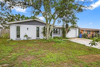 7814 Burnham Dr, Port Richey, FL 34668