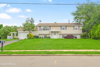 353 Cokes Dr, Toms River, NJ 08753