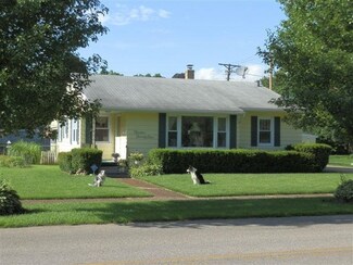 1324 Bower St, Elkhart, IN 46514