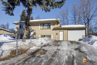 2007 Juneau Dr, Anchorage, AK 99501