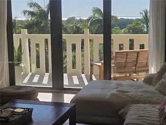 1121 Crandon Blvd Unit D404, Key Biscayne, FL 33149