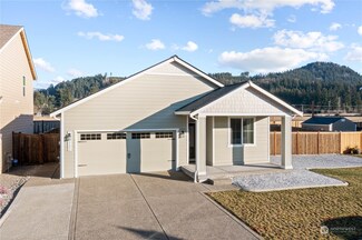 227 Jasmine Ln N, Enumclaw, WA 98022