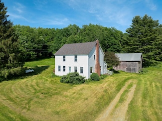 556 Mann Hill Rd S, Pownal, VT 05261