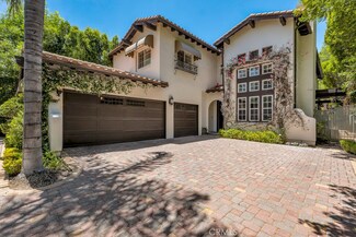 5329 Shirley Ave, Tarzana, CA 91356