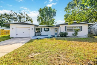 530 Saint Andrews Dr, Sarasota, FL 34243