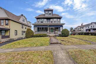 639 Hemlock St, Scranton, PA 18505