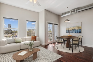 1011 Studemont St Unit 304, Houston, TX 77007