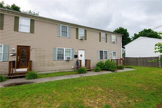 32 Hillwood St Unit 2, Cranston, RI 02920