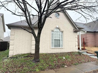 5706 Sycamore Woods Dr, Memphis, TN 38134