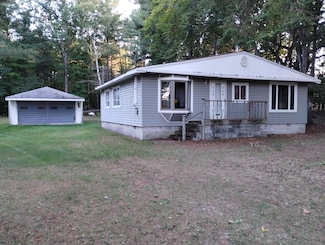 4880 E Black River Rd, Black River, MI 48721