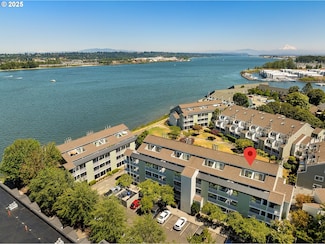 269 N Hayden Bay Dr Unit 269, Portland, OR 97217