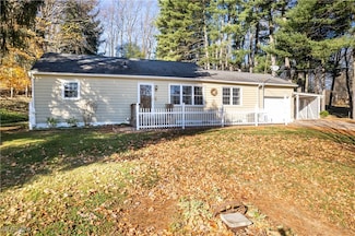 7384 S Cleveland Massillon Rd, Clinton, OH 44216