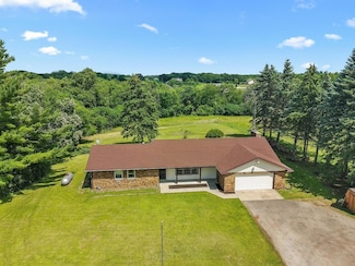 N7070 County Road P, Delavan, WI 53115