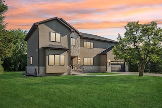 1744 Walnut Cir, Northbrook, IL 60062