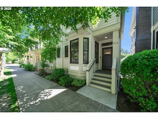 3224 SW 2nd Ave, Portland, OR 97239