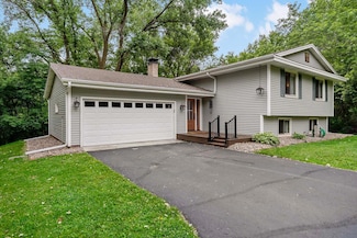 11461 Pinto Cir, Lakeville, MN 55044