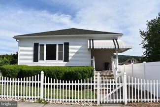 304 Chestnut St, Ashland, PA 17921