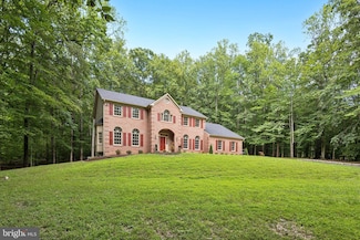 7505 Willowbrook Rd, Fairfax Station, VA 22039