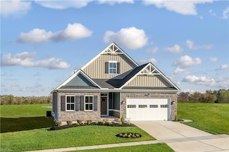 204 Woodcreek Rd, Williamsburg, VA 23185