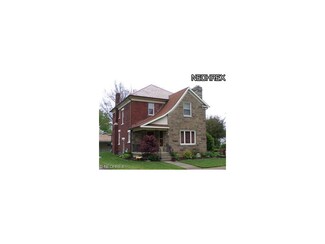 473 Poplar St NW, Bolivar, OH 44612
