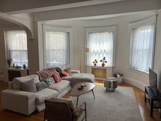 1080 Beacon St Unit 3A, Brookline, MA 02446