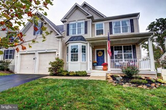17058 Greenwood Dr, Round Hill, VA 20141