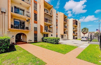 1051 SW 1st St Unit 106, Miami, FL 33130