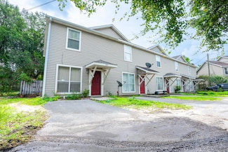 990 Rockport Dr, Fort Walton Beach, FL 32547