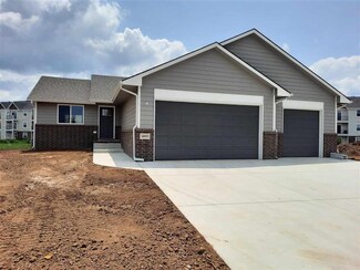 10533 Sondra Ct, Maize, KS 67101