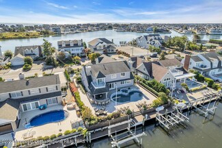 141 Squan Beach Dr, Mantoloking, NJ 08738