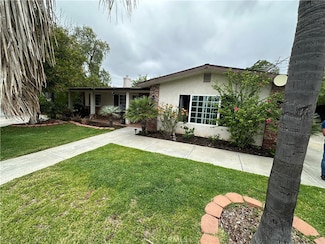 504 Burma Rd, Fallbrook, CA 92028