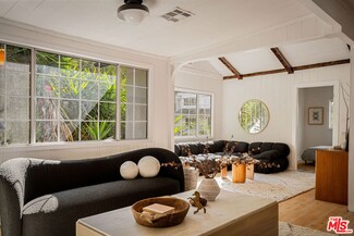 8331 Ridpath Dr, Los Angeles, CA 90046