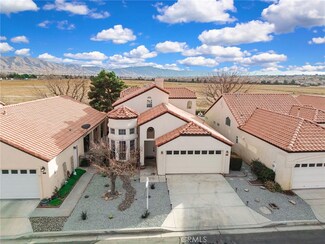 19197 Oak St, Apple Valley, CA 92308