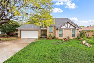 617 Dunaway Dr, Euless, TX 76040