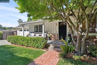 1069 Carol Ln, Lafayette, CA 94549