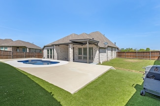 960 Knoxbridge Rd, Forney, TX 75126