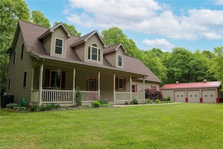 1147 Annisville Rd, Petrolia, PA 16050