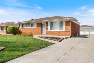 33573 Cornelissen Dr, Sterling Heights, MI 48312