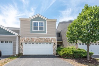 3903 Blackstone Dr, Aurora, IL 60504