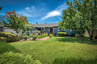 1817 Manchester Dr, Redding, CA 96002