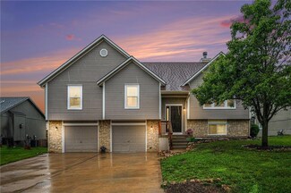 10820 N Donnelly Ct, Kansas City, MO 64157