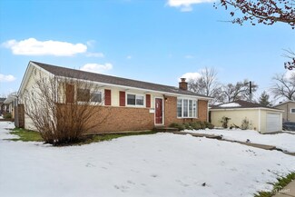 35 E Schubert Ave, Glendale Heights, IL 60139