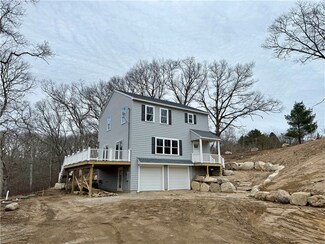 322 Post Rd, Westerly, RI 02891