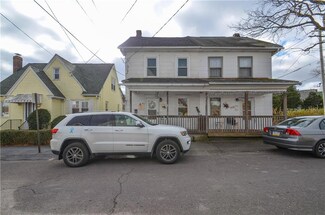 516 W Oak St, Hazleton, PA 18201