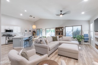 2881 E La Costa Dr, Chandler, AZ 85249