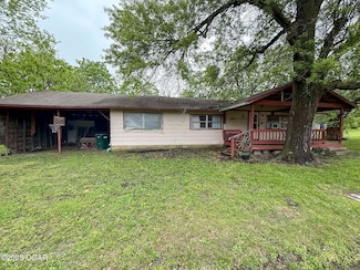 108 S Oak St, Mulberry, KS 66756